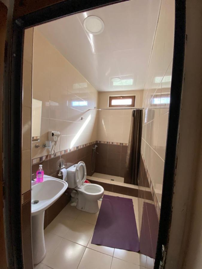 Manana Japaridze'S Guesthouse Mestia Buitenkant foto